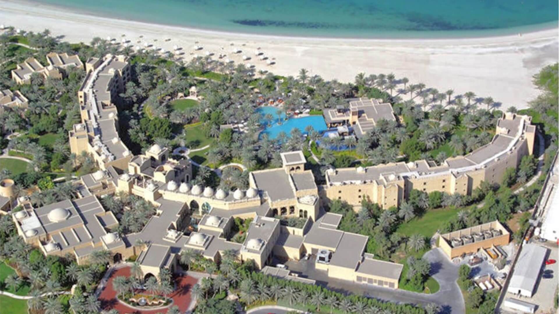 Jumeriah-Beach-One-and-Only-Royal-Mirage-Arabian-Court-Dubai